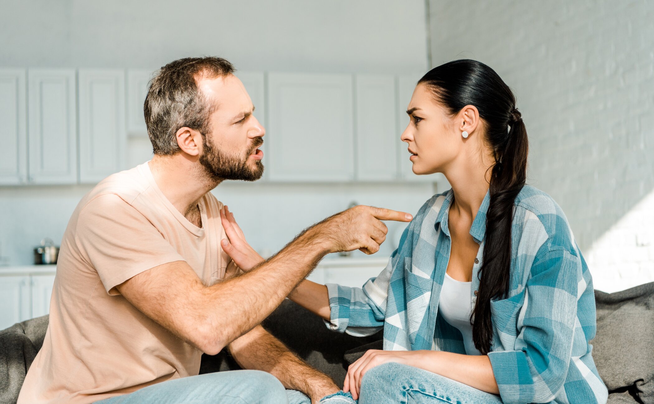 6 fallos de comunicación que no debería de haber en una relación de pareja  - Bekia Psicología