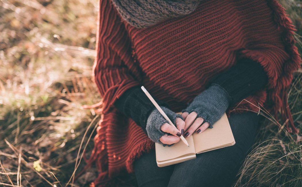 Escribir un diario de gratitud alivia tu estrés